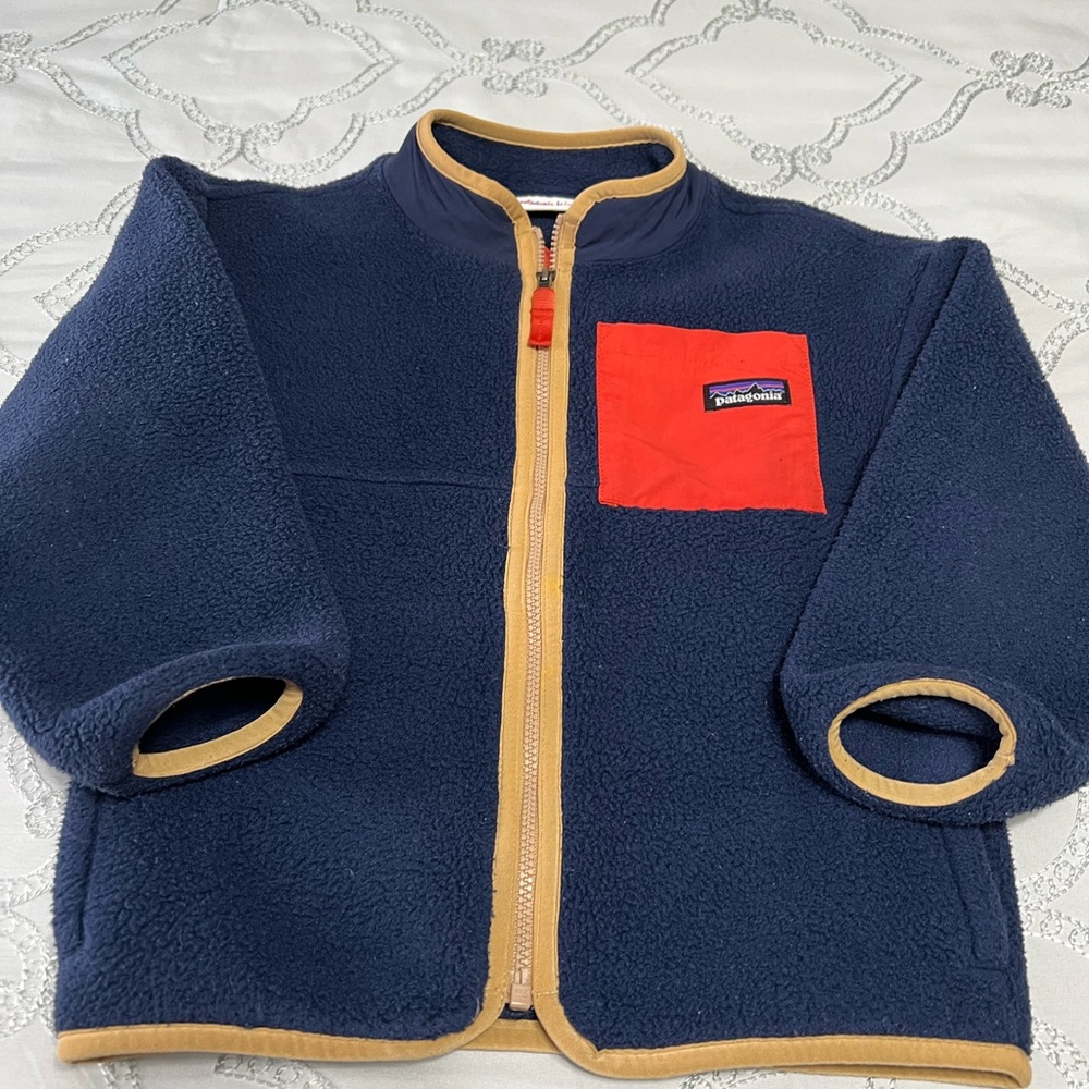 Boys size 4T Patagonia Blue Fleece Jacket with Red Accent